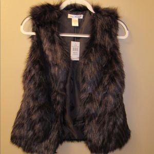 Black Faux Fur Vest (tags still on)